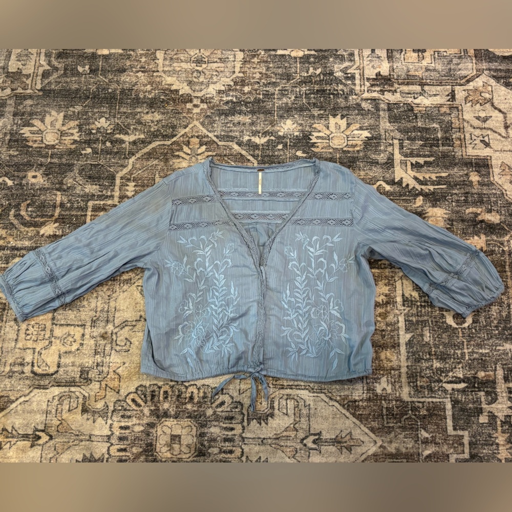Free People Blue Embroidered Flowy Cropped Top with Cinched Bell Sleeves Size LG